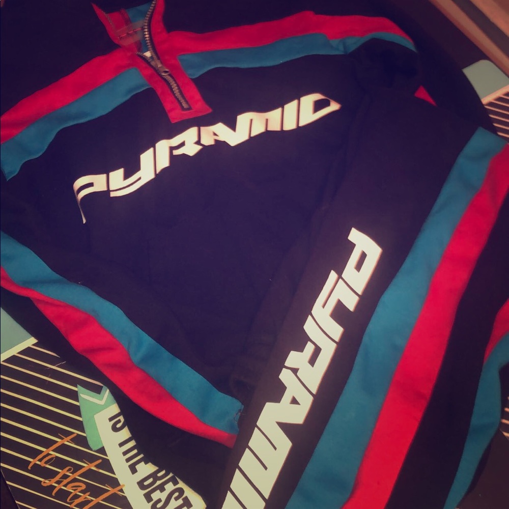 BLACK PYRAMID Co.